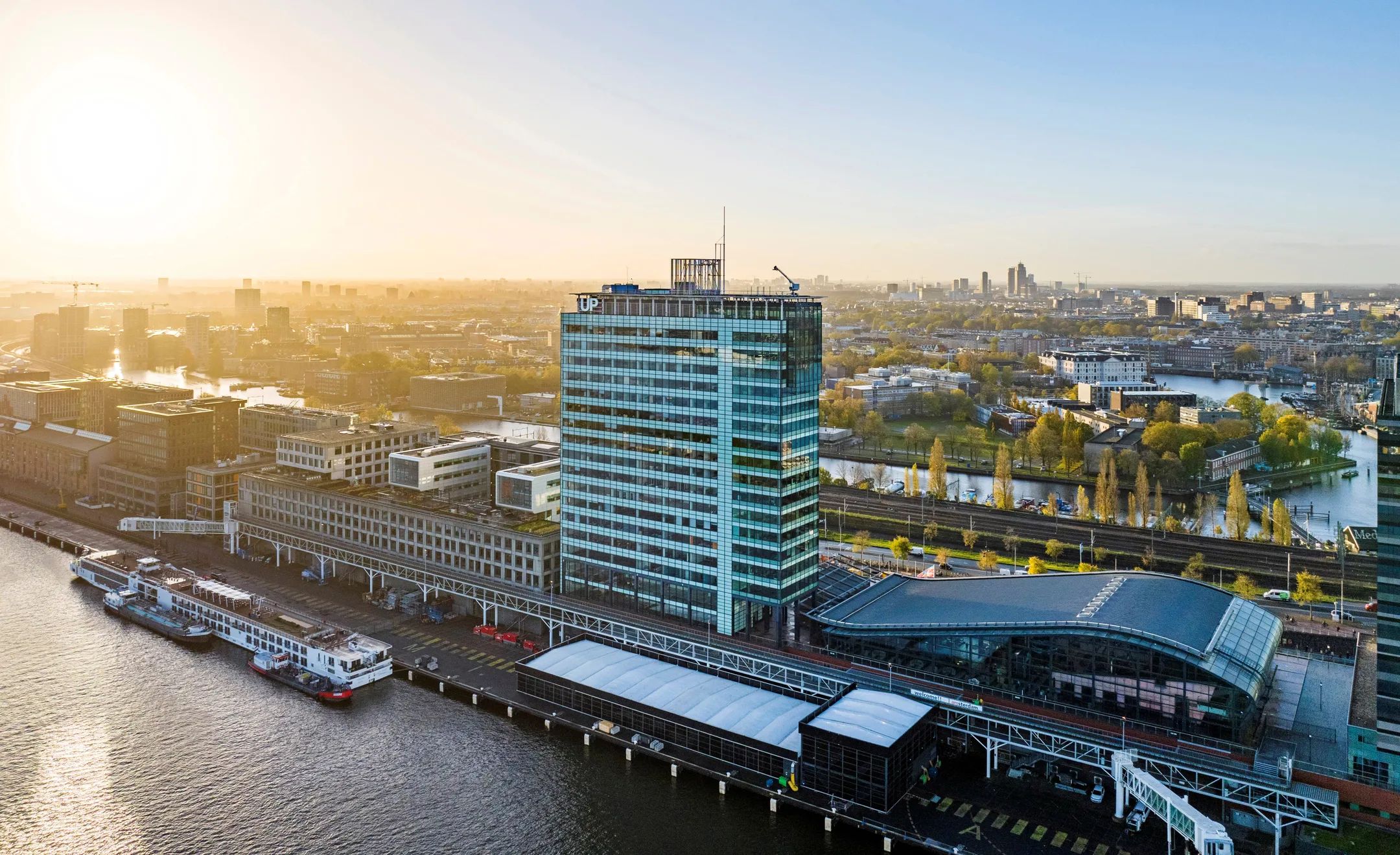 UP building Amsterdam, Piet Heinkade